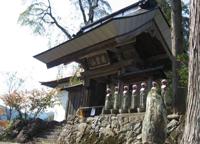 長野県　信州きなさの旅館近くの風景